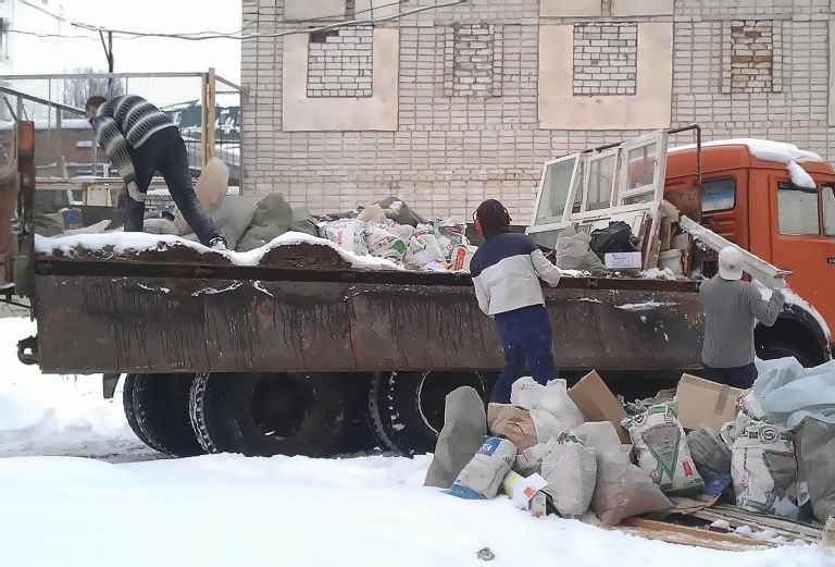 Вывоз мусора с грузчиками по Самарскому