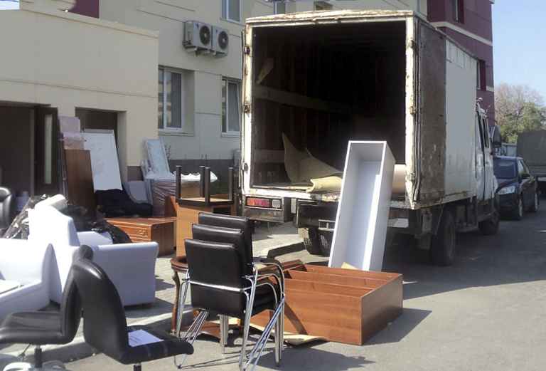 Заказать отдельный автомобиль для транспортировки мебели : Бытовая техника,новая стиральная машинка по Новокуйбышевску